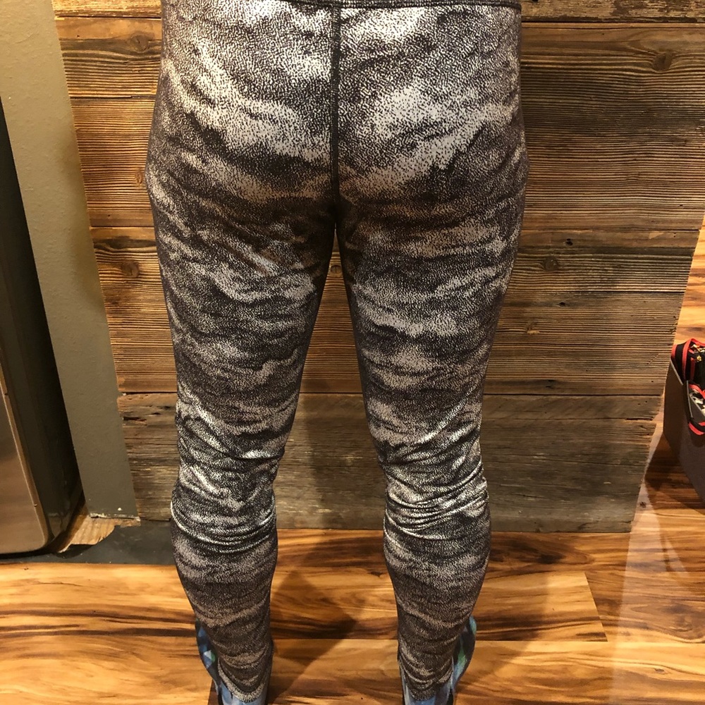 Black and white Lululemons size 12